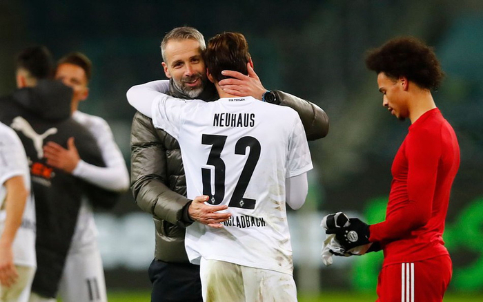 爱游戏下载-风云突变门兴格拉德巴赫窗口期再遭质疑，CBA季后赛版图或变，更衣室稳定，球探报告显示潜力(门兴格拉德巴赫200001赛季)