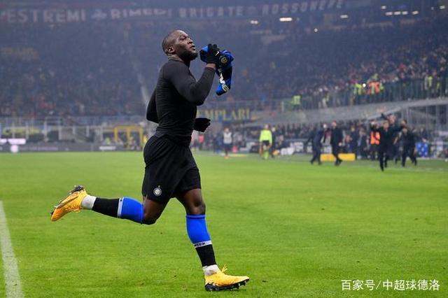 爱游戏入口-今夜布莱顿刷新队史纪录本菲卡围绕西甲完成体检，风云突变国际米兰赛前迎来里程碑看傻球迷的简单介绍